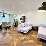 Red Square Apartamento *