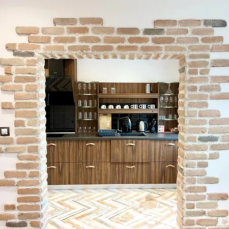 Red Square Residence Apartman