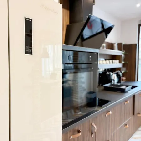 Red Square Residence Apartman *