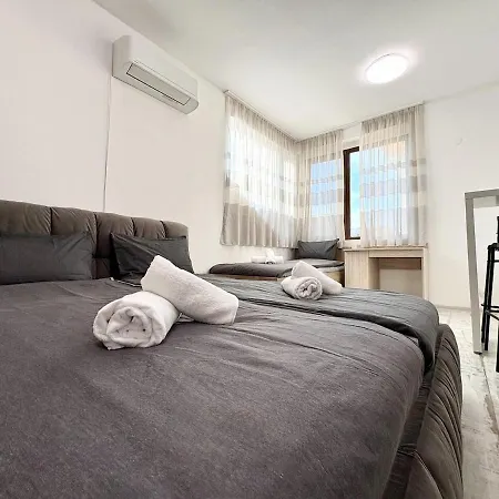 Red Square Residence * Várna