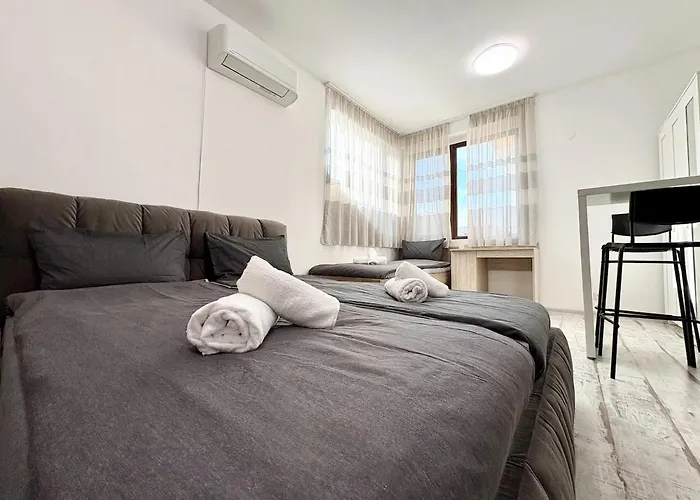 Red Square Residence * Varna